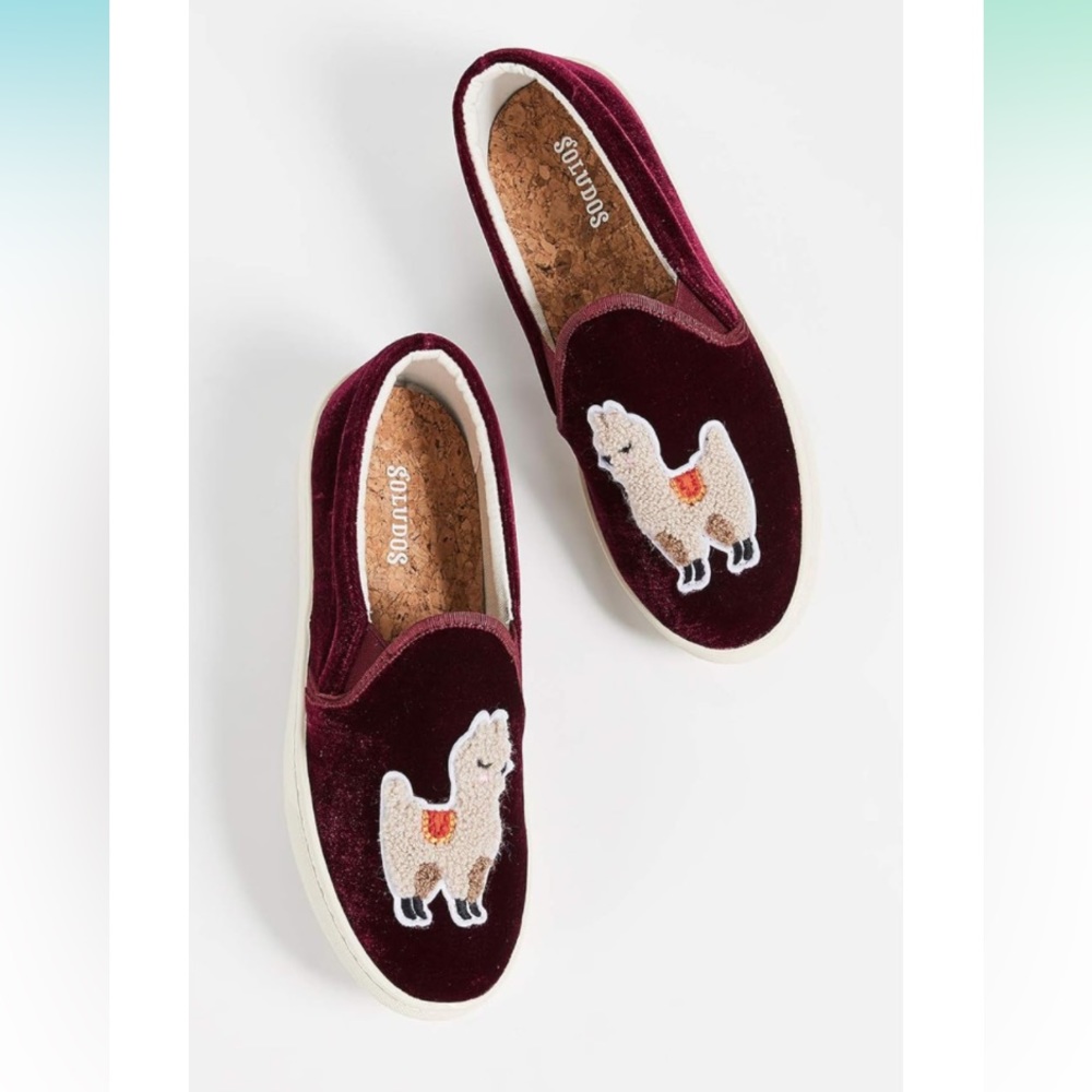 Soludos Llama Velvet slip-on sneakers red women’s 9